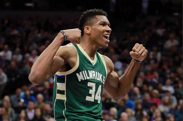 开云-字母哥在IG比赛中爆冷，出色防守引发热议！